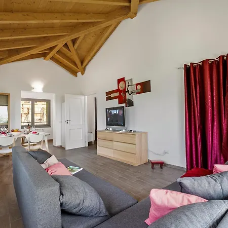 Апартаменты Residenza Quadrifoglio Casalzuigno