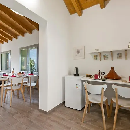 Residenza Quadrifoglio * Casalzuigno