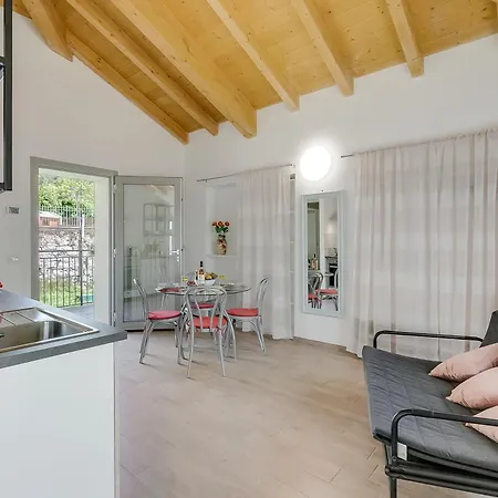 Residenza Quadrifoglio Casalzuigno